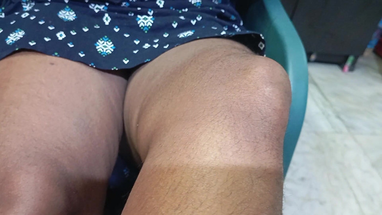 BeautyAnu: 印度大胸部阿姨散步