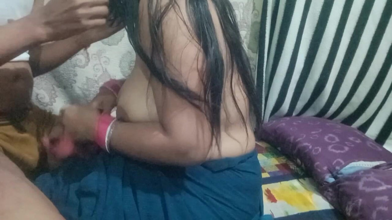 BendableFog5: Calda indiana solitaria bhabhi è stato eccitato e poi se ne è...