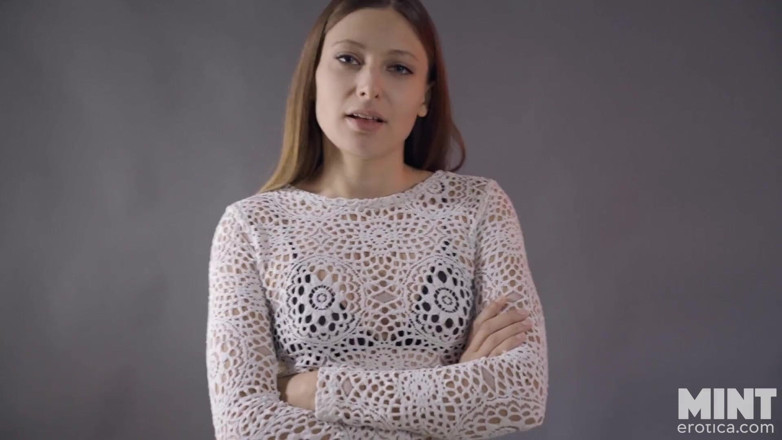 Talia Mint: Ceza olarak sana mastürbasyon yaptı