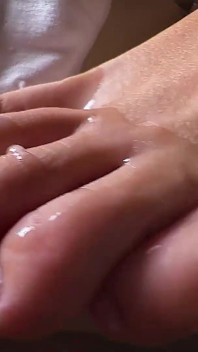 Conteúdo exclusivo! Pov sock job &close-up buracos com extra linda menina