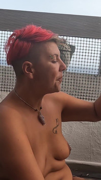 Beky chtěla vypít další drink na mrdku a chcanky