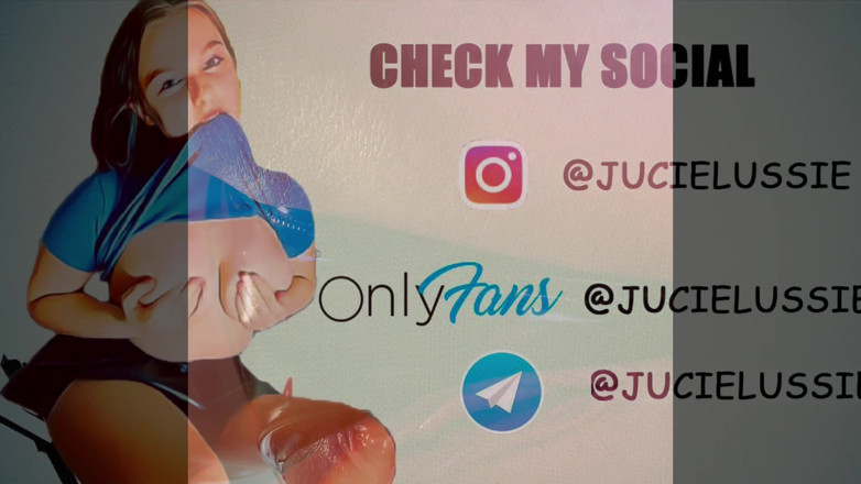 JuiceLussie: Teen Amateur Play with Pussy Closeup