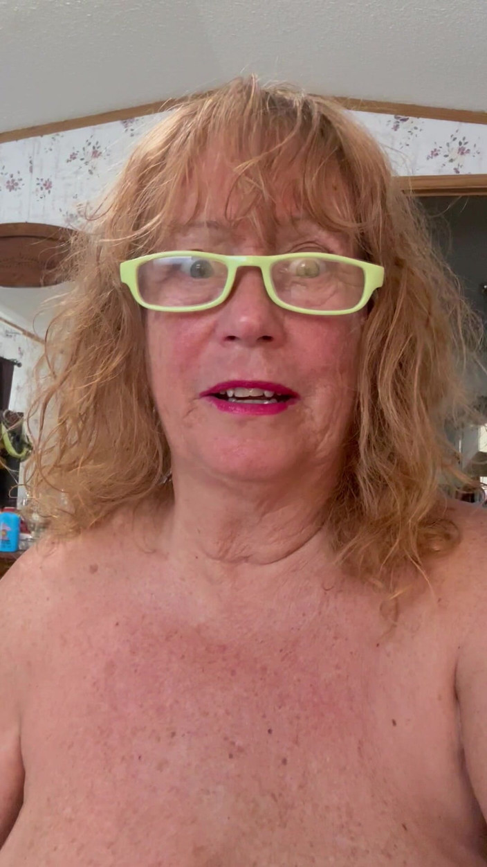 Big Ass 4 U: Masturbation, Wetness, and Moans for Granny