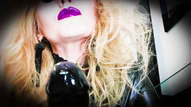 Goddess Celine: Easy Findom Loser
