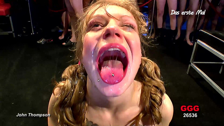 GGG John Thompson Studio: Ggg John Thompson - awek bertatu menelan air mani dan dikongkek...