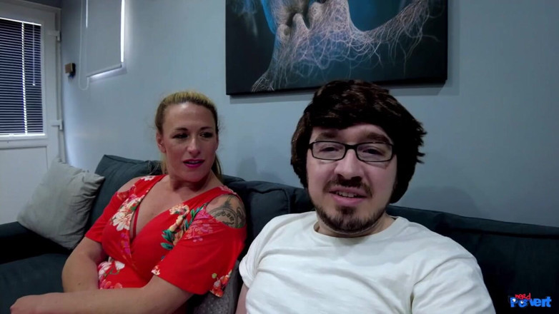 Nerd Pervert: Tilly Jackson - dolgu dolum boşalması