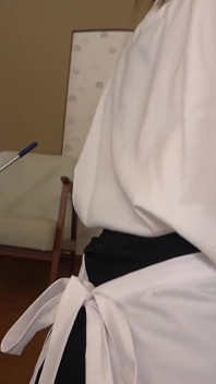 Memek berbulu pembantu jepang dengan memek berbulu dicrot sperma hangat