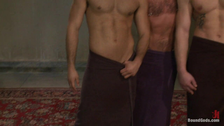 Bound gods: Trent Diesel, Leo Forte i gigantyczny kutas! Strzelanie na żywo