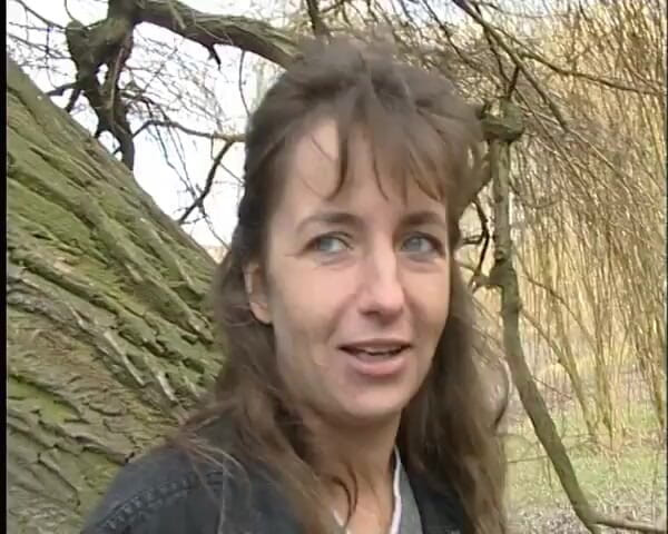 YOUR FIRST PORN: Sandra gibt heute vollgas mit beiden löchern - heute macht sandra...