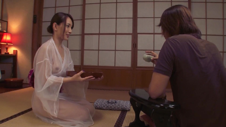 Caribbeancom: Kecantikan Jepang dicrot setelah bercinta dalam berbagai pose penuh gairah