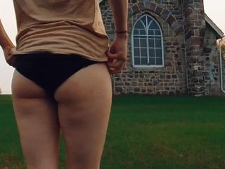 Wild sex summer tour: चर्च उसे कामुक बनाते हैं