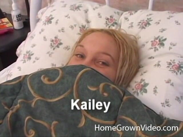 Homegrown GFs: Nervous Kailey Spreads and Jerks Her Trimmed Pussy
