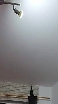 시오후키 오르가즘에 보지를 벌리고 있는 밀프 손가락