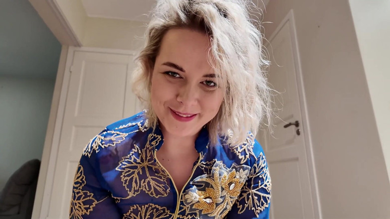 Amateur Homemade Porn: Homemade Sex with My Cute and Busty Stepmom