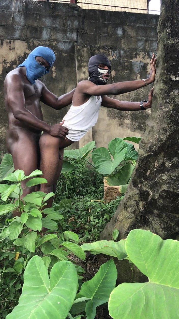 Sexylary: Ryzykowny seks na świeżym powietrzu część pierwsza