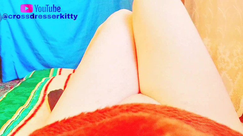 Kitty_Cross: Hands Free wytrysk - Femboy masturbuje się uroczymi gładkimi nogami Making...
