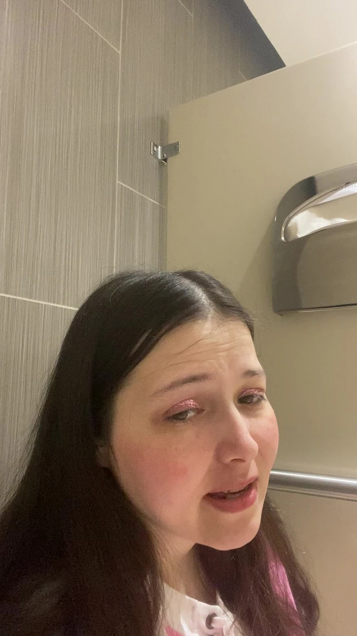 MissChrystalline: Unplanned but a Very Welcome Orgasm