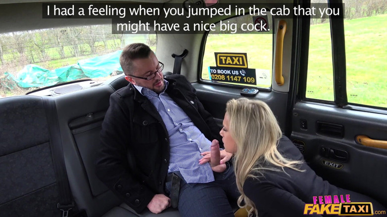 Female Fake Taxi: Female Fake Taxi - une blonde sexy suce et se fait...