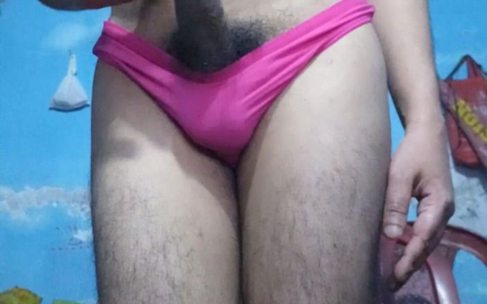 Lustyizlife: Geiler indischer teen-junge mit Phimosis-schwanz, während er den rosa bh...