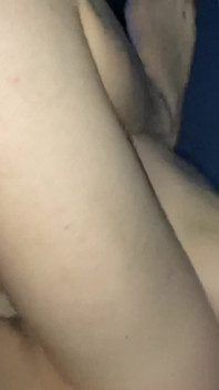 パーティーでの欲求不満の学生とのセックス