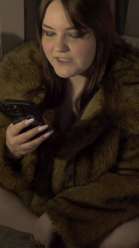 Vi är inte längre tillsammans! Pornstory: Mistress knullar sin pojke med en strap-on medan han bär ett kyskhetsbälte