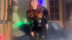 Elena917: Dominare cu pungă de plastic, cu vedere la persoana 3
