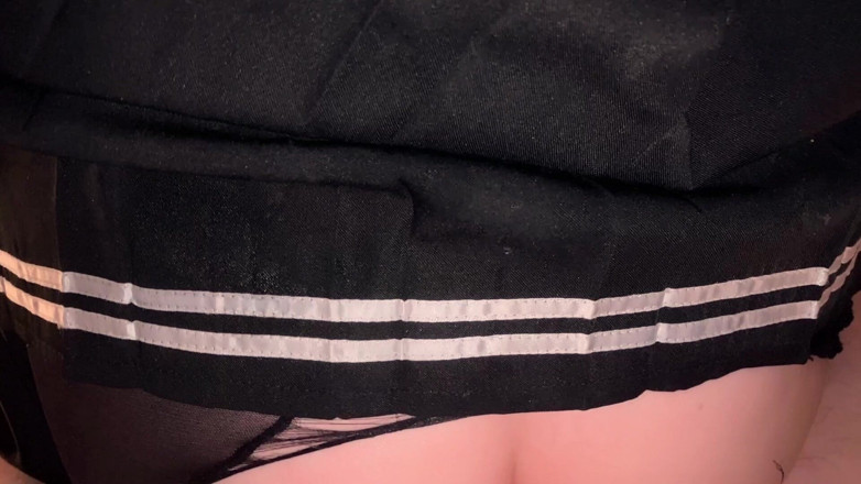 AmyHi: First Time Privatesociety Party for 18yo Teen