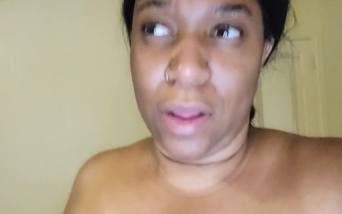 Josie4yourpleasure: 私はついにこのパンデミックの青白さを脱ぎ捨てて、少し日焼けしましたので、私のおっぱいを楽しんでください