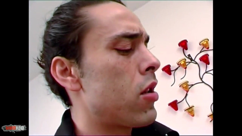 MMM100: Marta: Jovem espanhola Marta em seu primeiro e único vídeo pornô