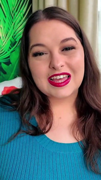 Bibir merah yang rosak di rumah - kawan baik awak Sydney Menjerit tidak Akan Benarkan Awak Curang Walaupun Awak Obses Dengan Bibir Merah