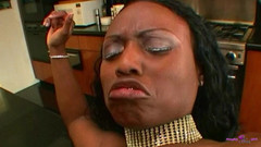 Naughty Black Girls: Esse cara Michael Stefano realmente gosta deles preto e suculento...