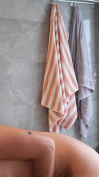 Huge Pissing Fountain in Slow Motion in Bathroom