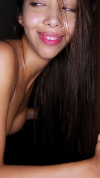 Russian Mix Babe Lia Lin tar sig an BBC