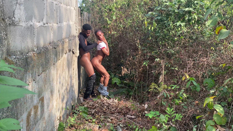 Baddestboyx: Fani la mulți ani