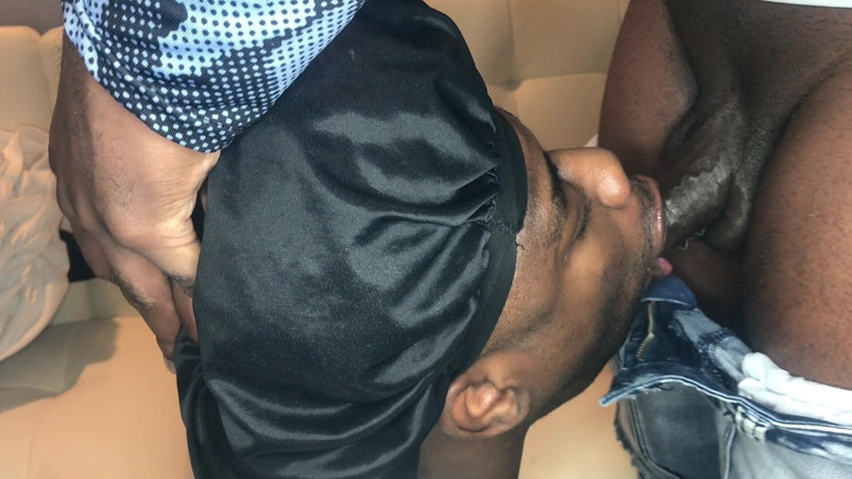 Wondahead21: Người dơi mặc quần jean bó sát chịch con đĩ bịt...