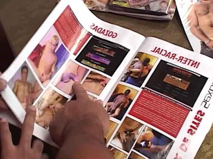 SEXUAL SIN GAY: Sikişen adamlar sahne 2_black latinler evde birbirlerinin götlerini sikiyor