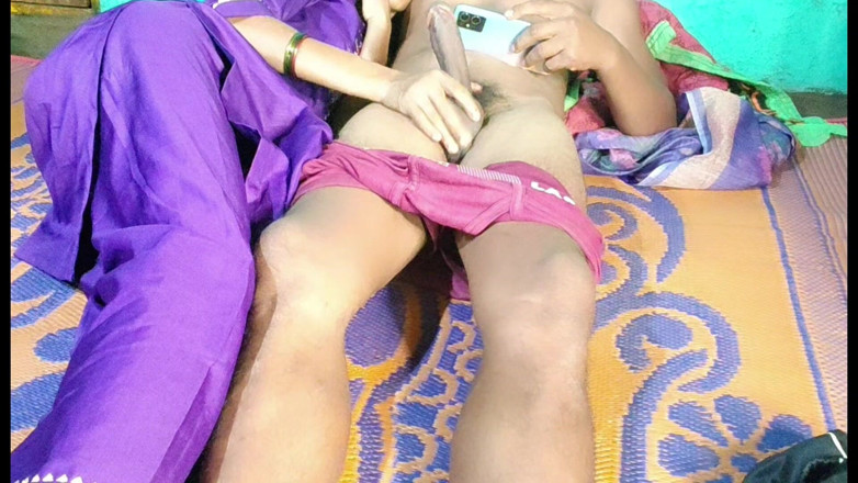 Graju1244: A Cute Hottest Girl and Her Boyfriend Was Watching Sex...