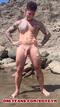 My Big Cock Cums in a Public Beach