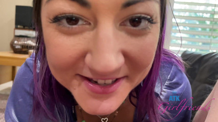 ATK Girlfriends: Virtuelles Date