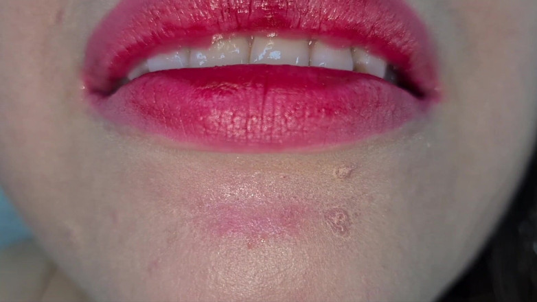 Alice H: Giantess Seni Yiyor