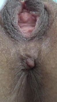 Sehr Nahaufnahme Der Nassen Behaarten Vagina Mit