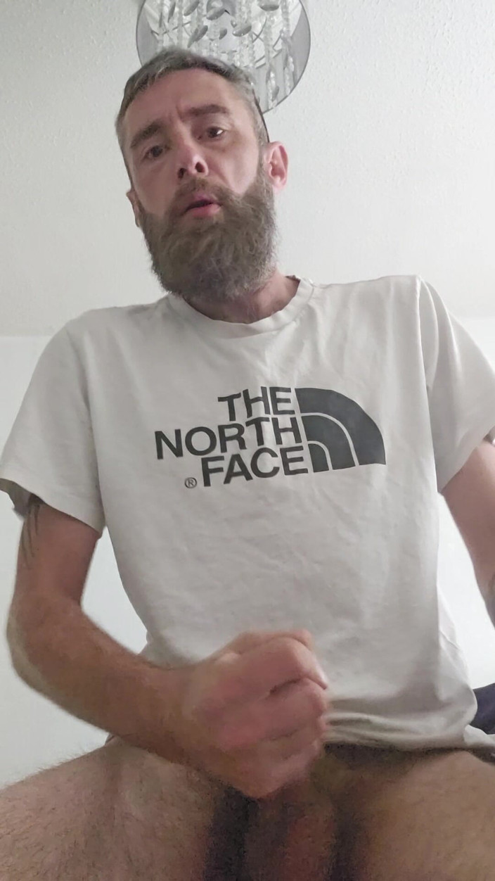 Smoking stoker: Ich masturbiere meinen großen schwanz