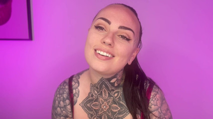 Miss Valentina: Mengenalmu