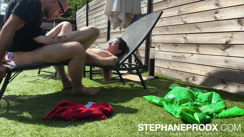 Stephprodx: Catimini wird von Stephaneprodx am Pool gefickt