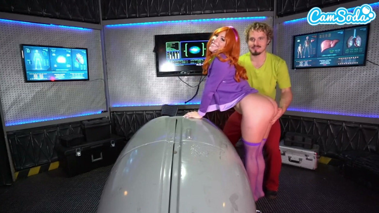CamSoda: Scooby Dooby Doo! MILF Daphne Blake Fucked Hard by Shaggy...