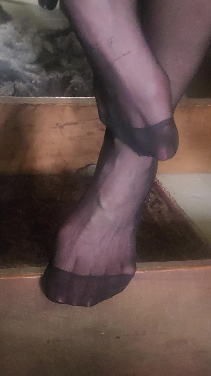 Goode Girl: Goode Girl black meia-calça pé adoração pov joi