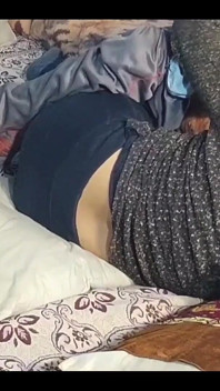 Punjabi-vrouw Hard Geneukt in Hijab Op Camera Na Een Mooie Aftrekbeurt - Amrozia Jan