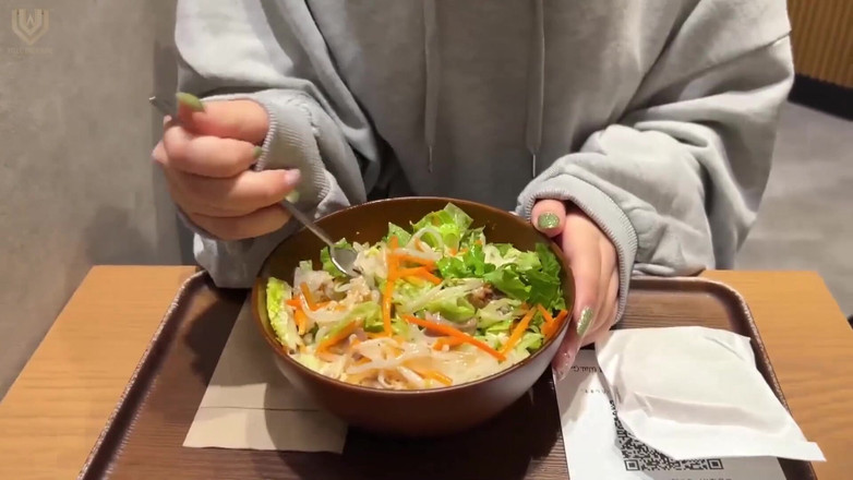 Japonica study book: 神圣乳房神之风喷射，超敏感的F罩杯并浸入床中