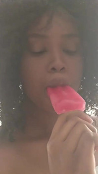 Melting Lips...
