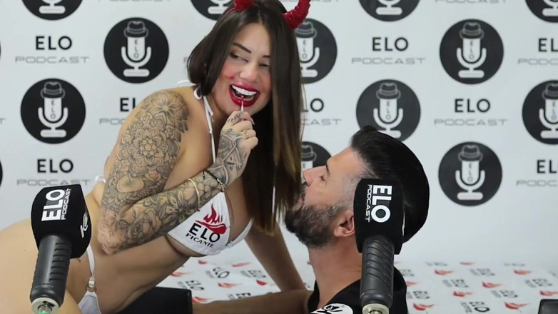 Sara Blonde: Temu bual yang sangat pedas dengan Elo Podcast Dari Udara...